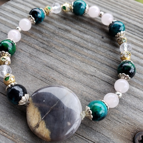 Handmade agate and rose quartz stretch bracelet - Picture 2 of 6